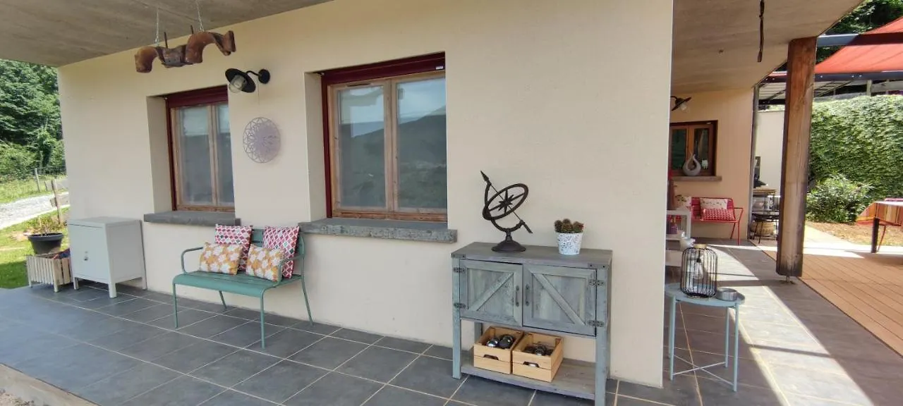 Maison D'Hotes Le Shorten Heches Bed & Breakfast