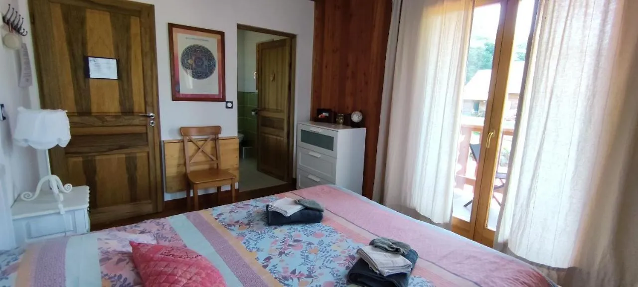 Maison d'Hôtes Le shorten Heches Couette-café